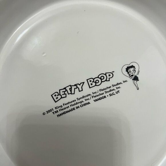 ⚡CLOSET CLEAR-OUT:PRICE DROP⚡Vintage Betty Boop Cookie Jar Tin Ceramic Base 2001 - Picture 7 of 7